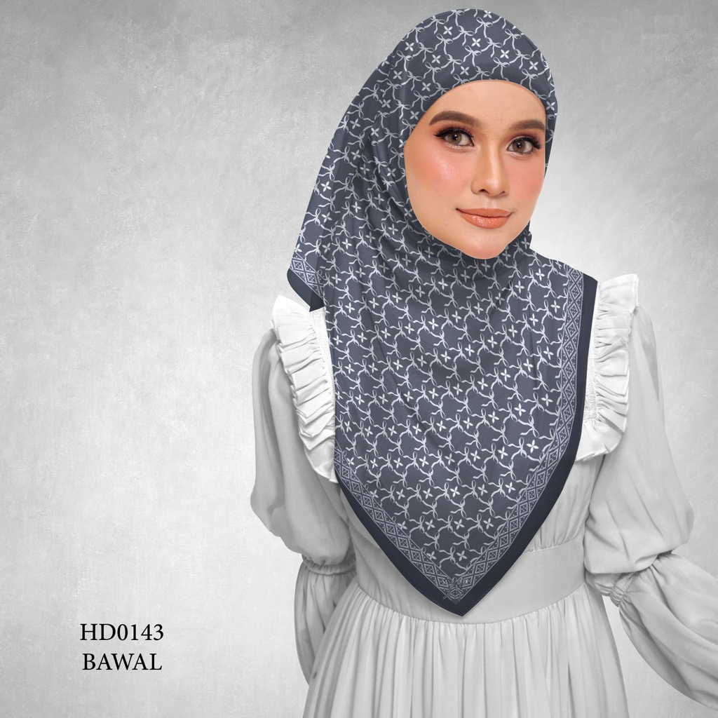 Tudung Bawal (Square Hijab) in HD0143